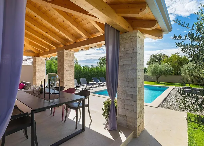 Villa Flora Abrega Porec