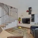 Villa Flora Abrega 펜션