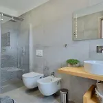 Villa Flora Abrega 펜션 포레치