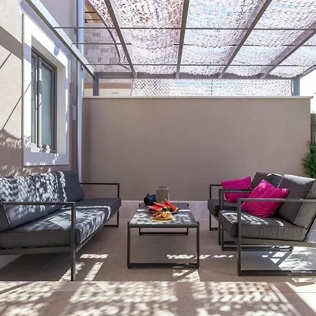 Σπίτι διακοπών Villa Flora Abrega *