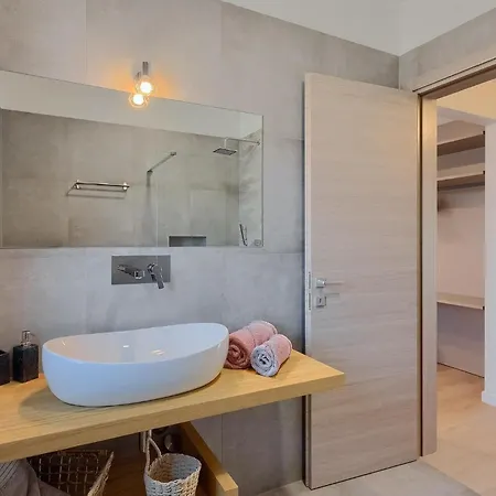 Σπίτι διακοπών Villa Flora Abrega *