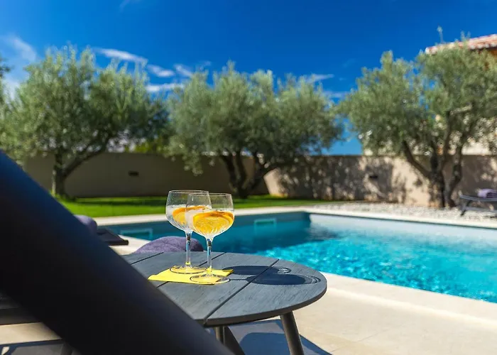 Σπίτι διακοπών Villa Flora Abrega *