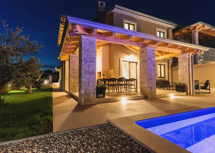 Villa Flora Abrega * Πόρετς
