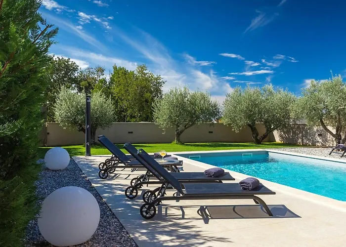 Villa Flora Abrega Πόρετς