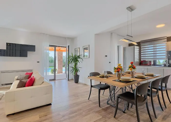 Villa Flora Abrega Tatil Evi